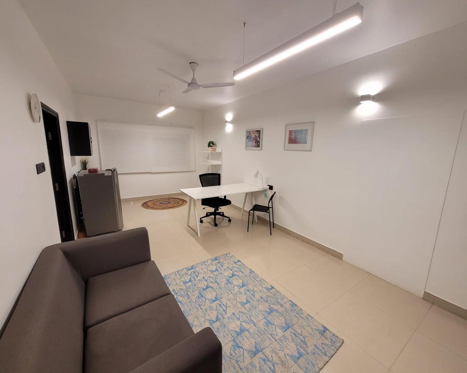 Lotus Korean Hotel Bangalore Luaran gambar