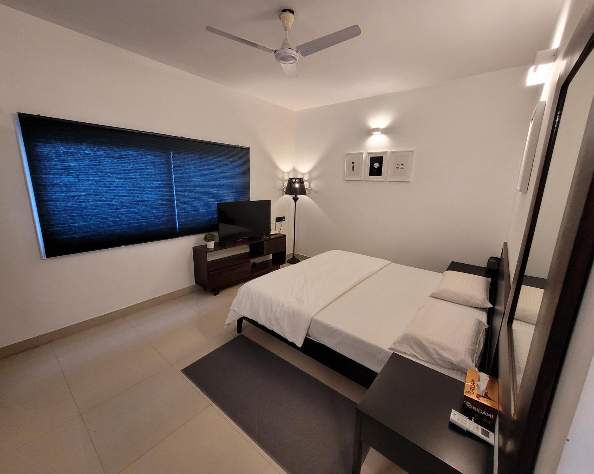 Lotus Korean Hotel Bangalore Luaran gambar